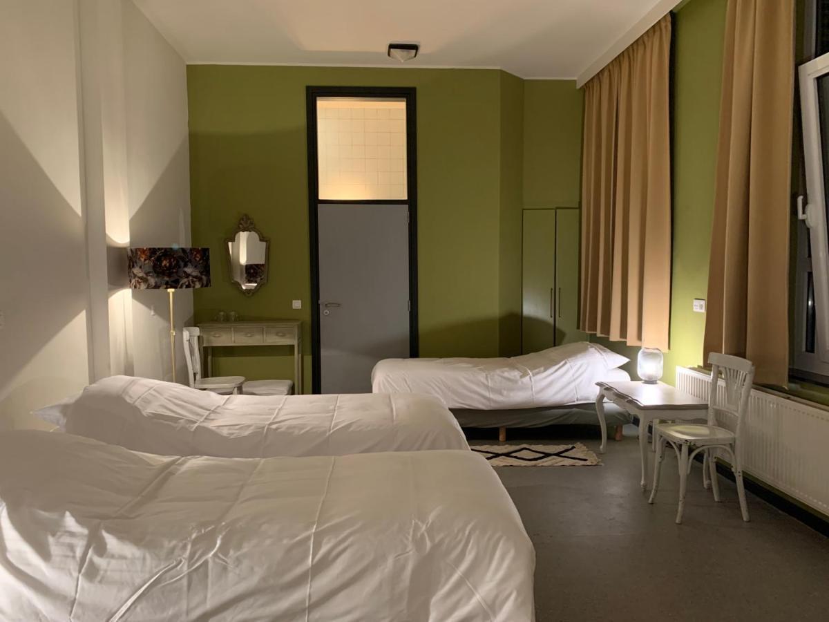 De Lotuspoort Met Mihr'S B&B In De Abdij Van Борнем Экстерьер фото